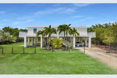 203 Peachtree Avenue, Marathon, FL 33050 - Photo 1
