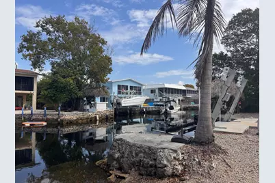 135 Peace Avenue, Key Largo, FL 33070 - Photo 2