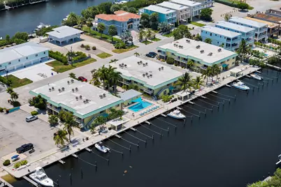 107 Avenue D #APT 201, Marathon, FL 33050 - Photo 4