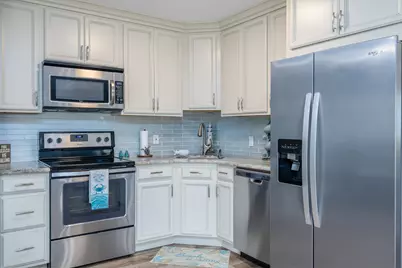 107 Avenue D #APT 208, Marathon, FL 33050 - Photo 22