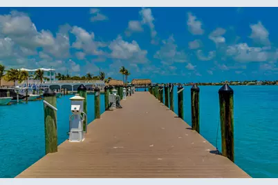 10877 Overseas Highway #APT 112, Marathon, FL 33050 - Photo 8