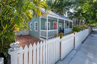 1019 Whitehead Street, Key West, FL 33040 - Photo 1