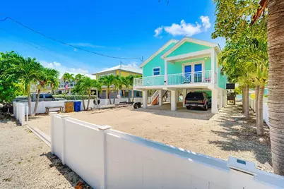 401 Coral Avenue, Ramrod Key, FL 33042 - Photo 6