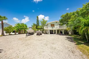 17183 W Green Turtle Ln, Sugarloaf Key, FL 33042 - Photo 42