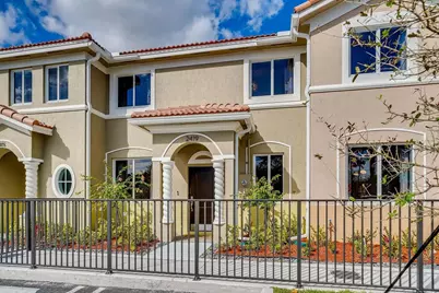2419 SE 11th Street, Homestead, FL 33035 - Photo 2