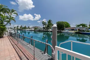 490 10th St, Key Colony, FL 33051 - Photo 6
