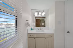 4402 Marina Villa Dr, Duck Key, FL 33050 - Photo 38
