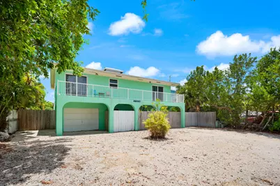 27416 Martinique Lane, Ramrod Key, FL 33042 - Photo 2
