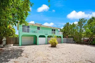 27416 Martinique Ln, Ramrod Key, FL 33042 - Photo 2