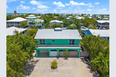 27416 Martinique Lane, Ramrod Key, FL 33042 - Photo 32