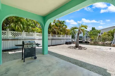 27416 Martinique Lane, Ramrod Key, FL 33042 - Photo 36
