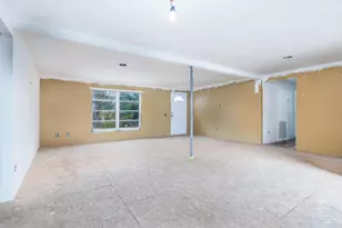 31368 Avenue E, Big Pine Key, FL 33043 - Photo 4