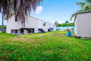 31368 Avenue E, Big Pine Key, FL 33043 - Photo 18