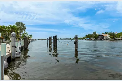 800 11th Street, Key Colony, FL 33051 - Photo 10