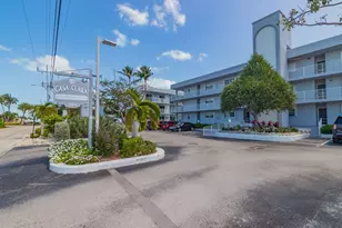 201 E Ocean Dr, Key Colony, FL 33051 - Photo 10