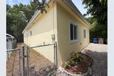 635 Cabrera Street, Key Largo, FL 33037 - Photo 2