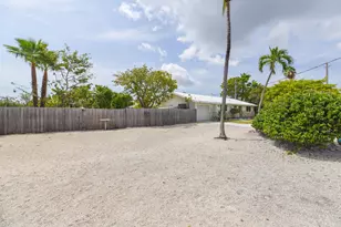 1817 Watson Blvd, Big Pine Key, FL 33043 - Photo 4