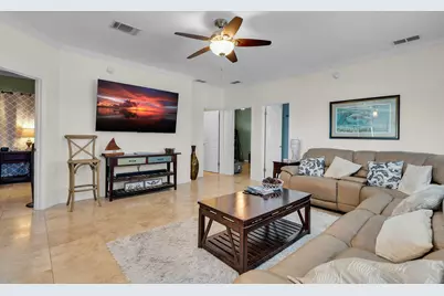 27 Barcelona Drive, Big Coppitt, FL 33040 - Photo 4