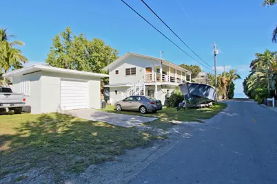 203 Tarpon Street, Key Largo, FL 33070 - Photo 1