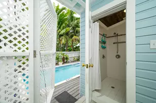 906 Truman Ave, Key West, FL 33040 - Photo 32