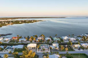 1657 Watson Blvd, Big Pine Key, FL 33043 - Photo 2