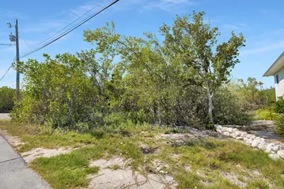 108 Santa Barbara, Marathon, FL 33050 - Photo 10