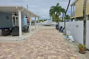 200 Buttonwood Ave, Key Largo, FL 33037 - Photo 6