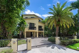 40 N Bounty Ln, Key Largo, FL 33037 - Photo 2