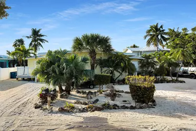 17-18 Man-O-War Drive, Marathon, FL 33050 - Photo 2