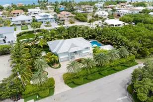 122 S Bahama Dr, Duck Key, FL 33050 - Photo 58