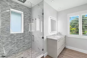 122 S Bahama Dr, Duck Key, FL 33050 - Photo 20