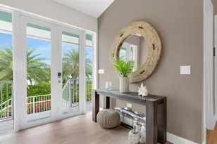 122 S Bahama Dr, Duck Key, FL 33050 - Photo 4