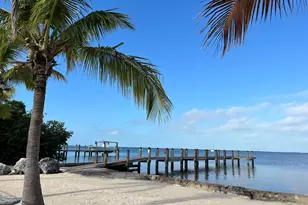30 Palm Beach Dr, Key Largo, FL 33037 - Photo 1