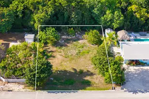 23 Palm Dr, Key Largo, FL 33037 - Photo 1