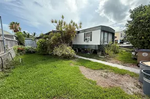 32C 10th Ave, Stock Island, FL 33040 - Photo 1