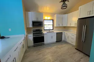 100 3rd Ln, Key Largo, FL 33037 - Photo 6