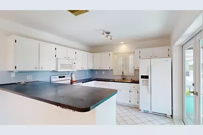 486 S Airport Drive, Summerland Key, FL 33042 - Photo 8