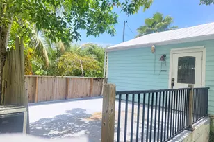 19421 Canal Dr, Sugarloaf Key, FL 33042 - Photo 18
