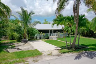 19421 Canal Dr, Sugarloaf Key, FL 33042 - Photo 20