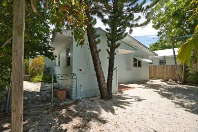 207 Hibiscus Street, Plantation Key, FL 33070 - Photo 30