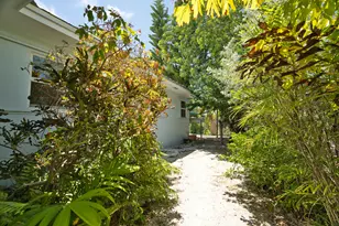 207 Hibiscus St, Plantation Key, FL 33070 - Photo 38