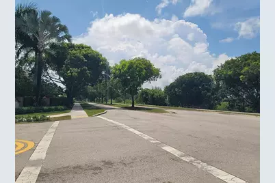 1051 SE 23rd Terrace, Homestead, FL 33035 - Photo 4