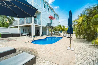 219 Sombrero Beach Road # 2, Marathon, FL 33050 - Photo 4