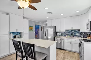 370 11th St, Key Colony, FL 33051 - Photo 6