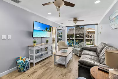 370 11th Street, Key Colony, FL 33051 - Photo 10