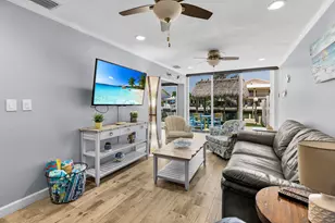 370 11th St, Key Colony, FL 33051 - Photo 10