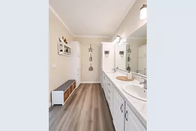 17 E Circle Drive #A, Saddlebunch, FL 33040 - Photo 10