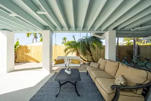 24 Beach Dr, Lower Sugarloaf Key, FL 33040 - Photo 40