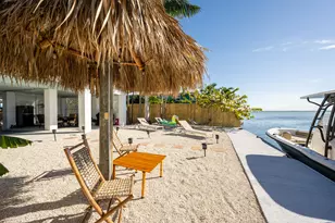 24 Beach Dr, Lower Sugarloaf Key, FL 33040 - Photo 44