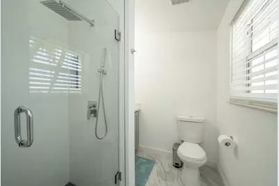 24 Beach Drive, Lower Sugarloaf Key, FL 33040 - Photo 18